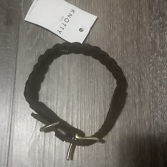 NWT: KNOTTY PETS, BRAIDED CLASSIC, DOG COLLAR, BLK W/BLK LTH & GOLD HARDWARE. - Picture 13 of 16